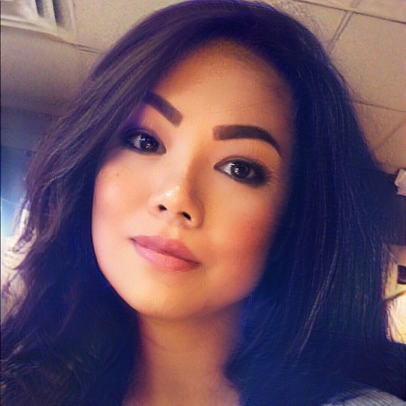 Meet your Posher, Katherine - Picture 1 of 1